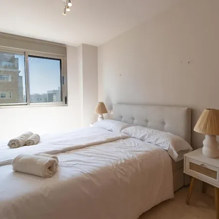 Apartment Beachfront Oasis Malaga