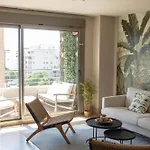 Beachfront Oasis Апартаменты