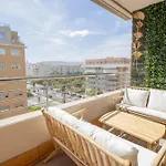 Beachfront Oasis Апартаменты *